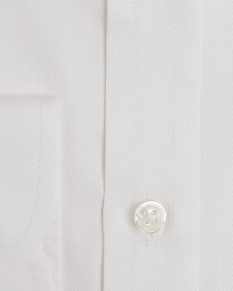 Contemporary Fit, Cutaway Collar, 2 Button Cuff Shirt in a White Textured Cotton