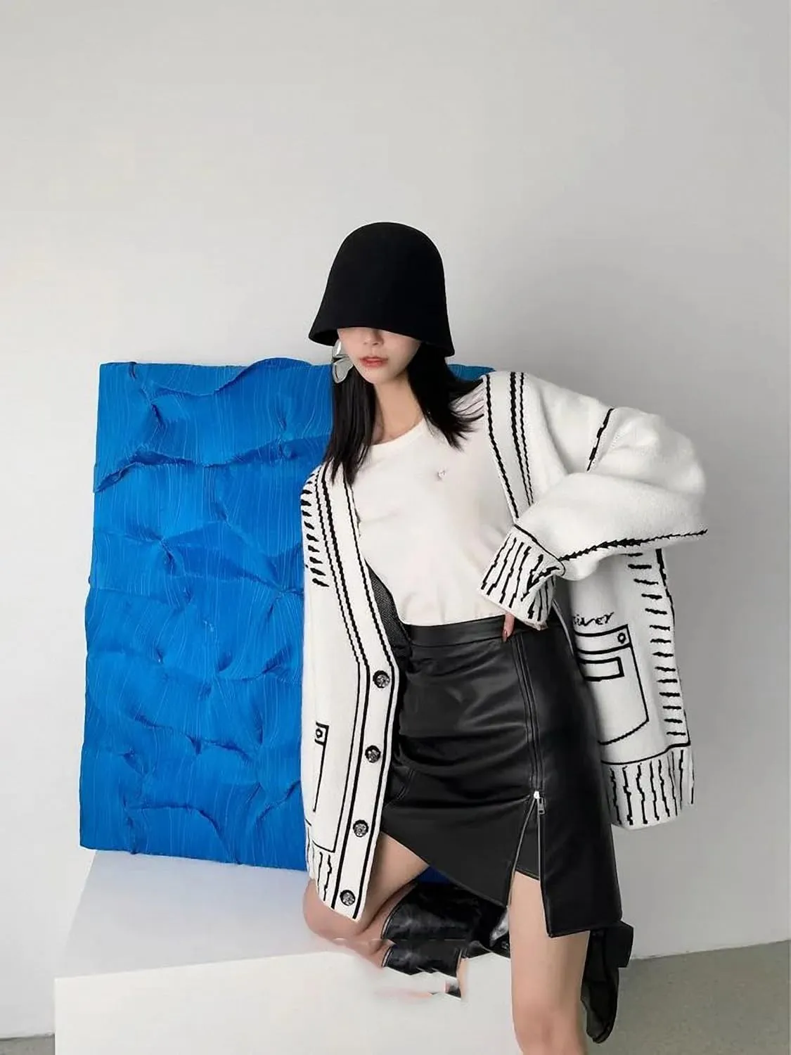 Women Print Graffiti Fake Pocket Long Sleeve Cardigan Sweater Loose Knitwear V-Neck Single Breasted Outerwear Coat